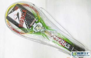 高檔兒童羽毛球拍(童拍) 兩只裝送喜洋洋拍包羽毛球_運(yùn)動(dòng)、休閑_世界工廠網(wǎng)中國(guó)產(chǎn)品信息庫